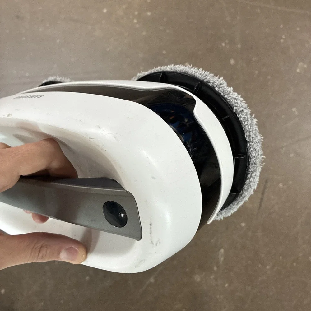 Samsung Jetbot Mop VR20T6001MW iRobot Vacuum / No Remote Or Charger - Untested!